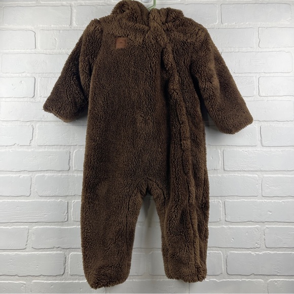 Roots Other - Roots Baby Bear suit hooded One Piece brown lg 12-18m cozy soft furry winter